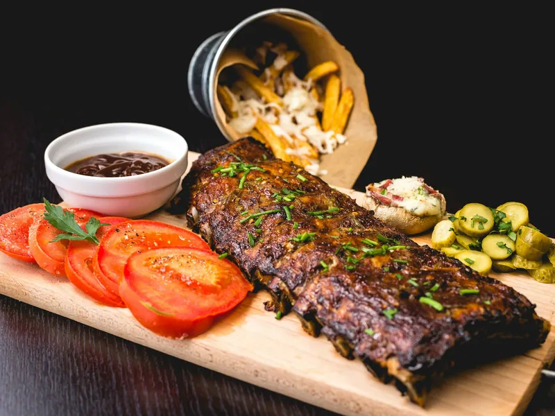 Sirloin 6 oz. & Ribs